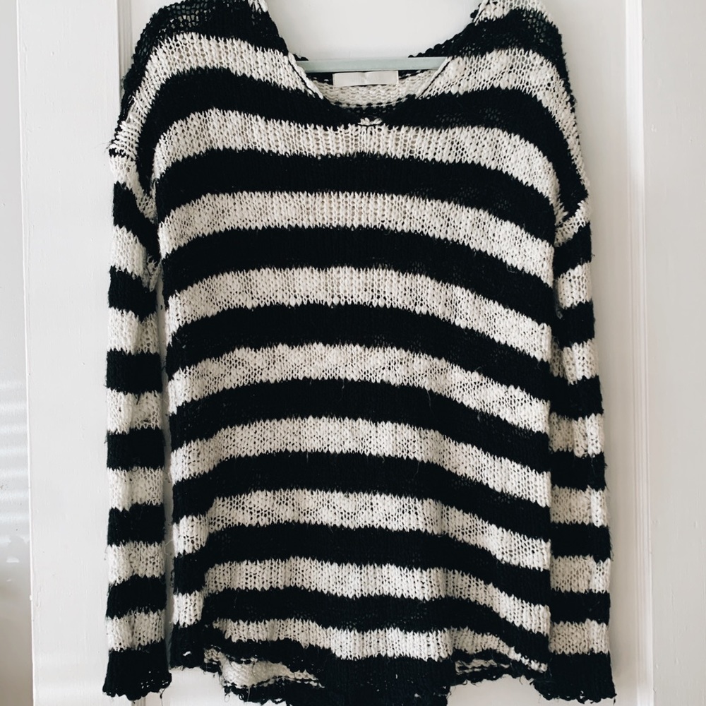 Black and white loose knit sweater